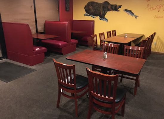 wyoming/absaroka-range/bar/hungry-bear-restaurant