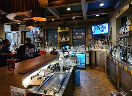 maryland/baltimore/inner-harbor/bar/clock-restoration-bar-kitchen