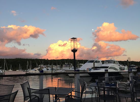 rhode-island/east-greenwich/bar/blu-on-the-water