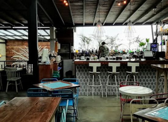 colombia/medellin/bar/panorama-rooftop-bar