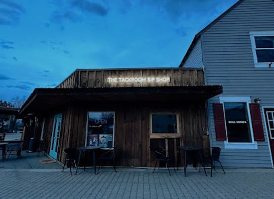 oregon/wallowa-mountains/bar/tackroom-sip-shop