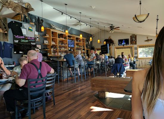 oregon/high-desert/bar/the-wallow-bar-grill