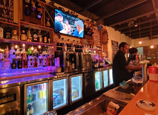fiji/central-division/bar/bad-dog-cafe