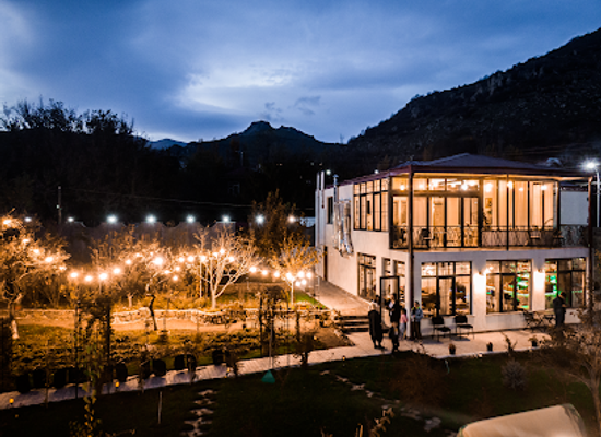 armenia/tatev-mountains/bar/redroof-lounge-bar