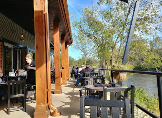 wisconsin/devil-s-lake-state-park/bar/driftless-glen-distillery