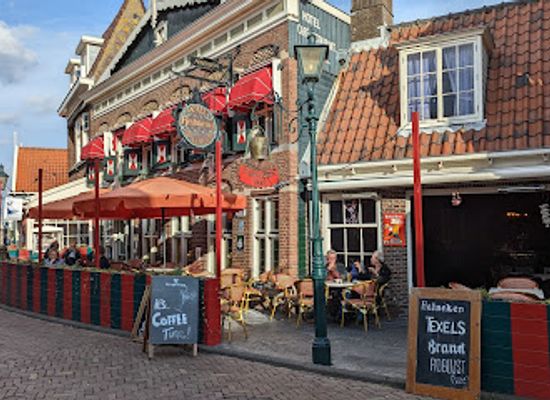 netherlands/volendam/bar/pub-van-spaander