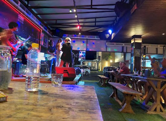 indonesia/bali/bar/stark-craft-beer-garden