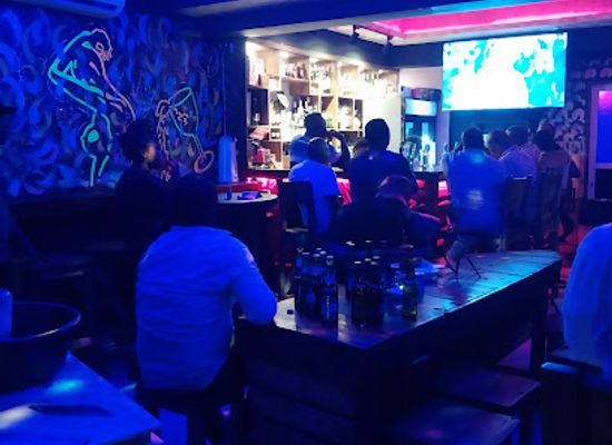 tanzania/dar-es-salaam/kivukoni/bar/dark-knight-drinks