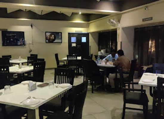 india/aurangabad/nirala-bazar/bar/hotel-supriya-a-c-bar-garden-restaurant
