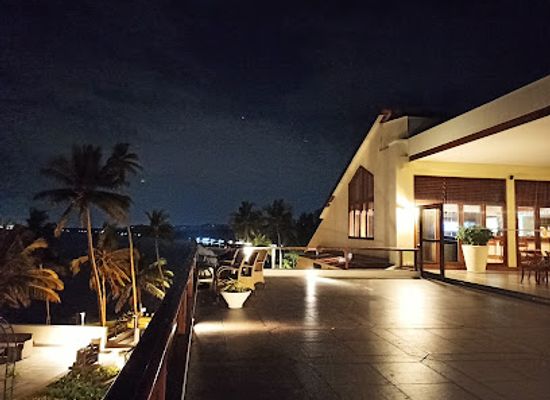 india/kovalam/bar/the-cafe-at-the-club