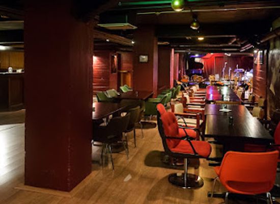 finland/vaasa/bar/doo-bop-club