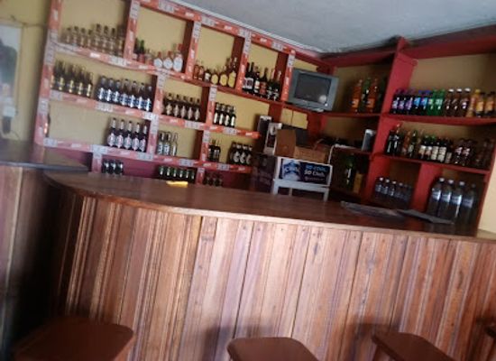 uganda/rwenzori-mountains-national-park/bar/afro-pub