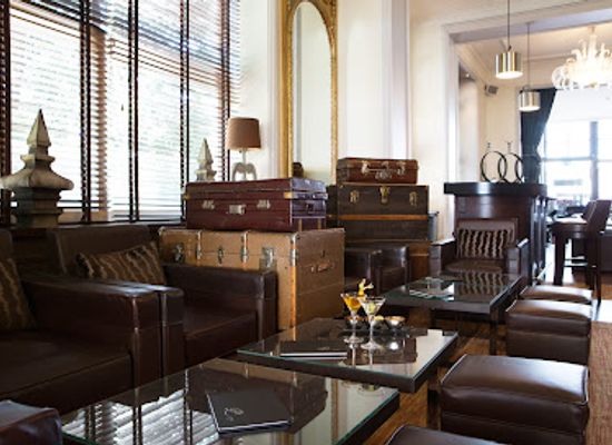 switzerland/lausanne/old-town/bar/lp-s-bar
