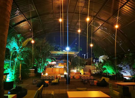 colombia/cali/ciudad-jardin/bar/garden-lounge