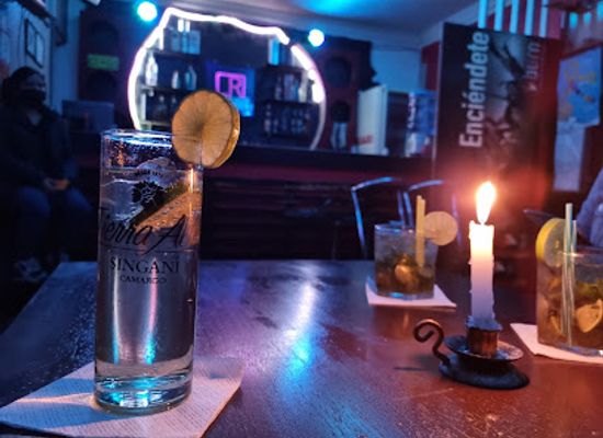 bolivia/sucre/la-recoleta/bar/reset-bar-sucre