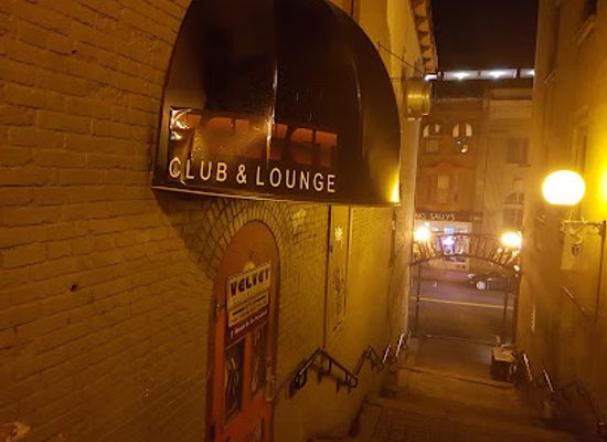 canada/avalon-peninsula/bar/velvet-club-lounge