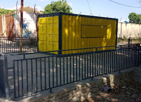 timor-leste/dili/bar/container-bottle-shop-coffee