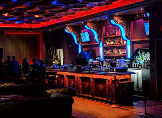 california/anaheim/anaheim-gardenwalk/bar/foundation-room-anaheim