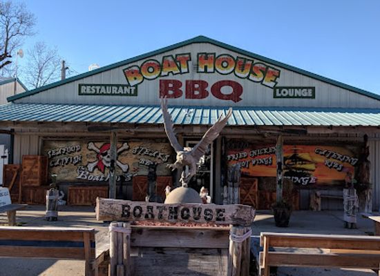 missouri/stockton-lake/bar/boat-house