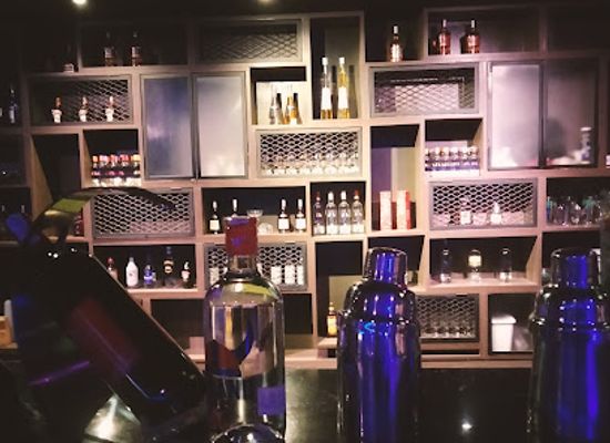 indonesia/jambi/bar/luxe-bar-lounge