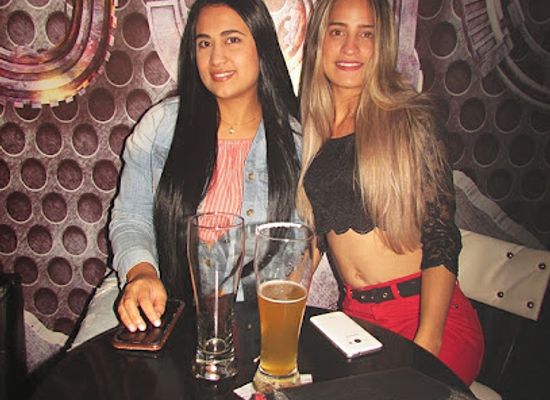 colombia/armenia/bar/sky-blue