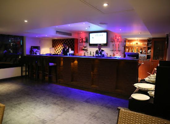 india/aurangabad/osmanpura/bar/harry-s-bar