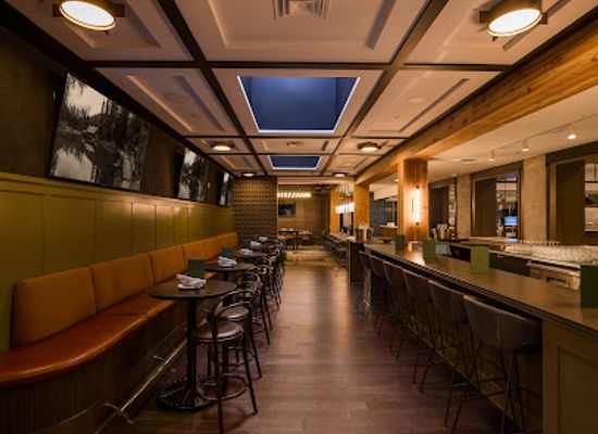 canada/interlake-region/bar/the-wood-tavern