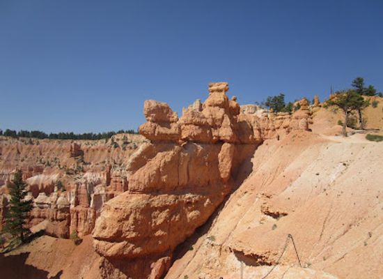 utah/bryce-canyon-national-park/bar/hat-shop
