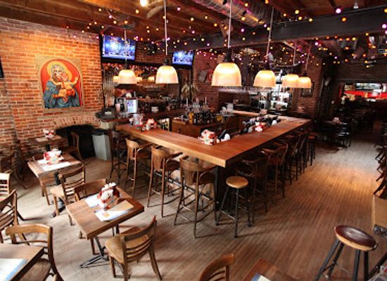 canada/quebec/bar/taverne-grande-allee
