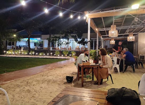 vietnam/con-dao-islands/bar/bar-200-by-the-beach