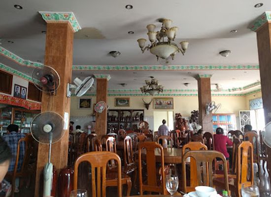 cambodia/kratie-province/bar/heng-heng-restaurant
