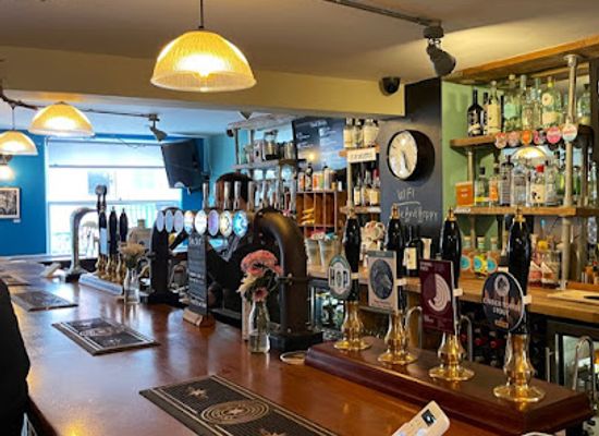 united-kingdom/wiltshire/bar/the-hop-inn