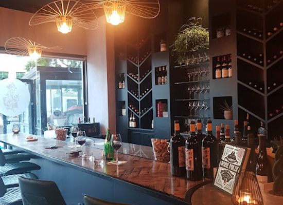 israel/herzliya/marina-herzliya/bar/jony-wine-bar