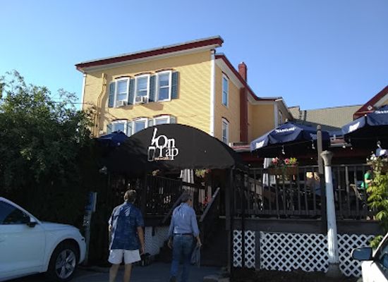 vermont/champlain-valley/bar/on-tap-bar-grill