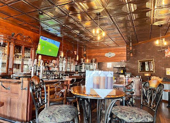missouri/ha-ha-tonka-state-park/bar/stude-a-bakers