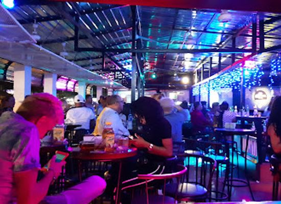 dominican-republic/cibao-valley/bar/barajando-bar