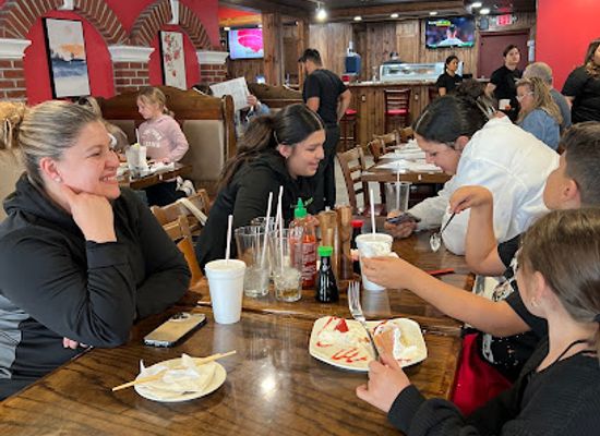 oklahoma/eufaula-lake/bar/lakehouse-sushi-hibachi-grill
