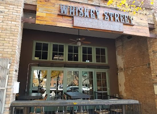 utah/wasatch-range/bar/whiskey-street-cocktails-dining