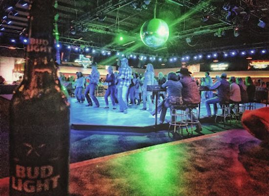 texas/east-texas/bar/cowboys