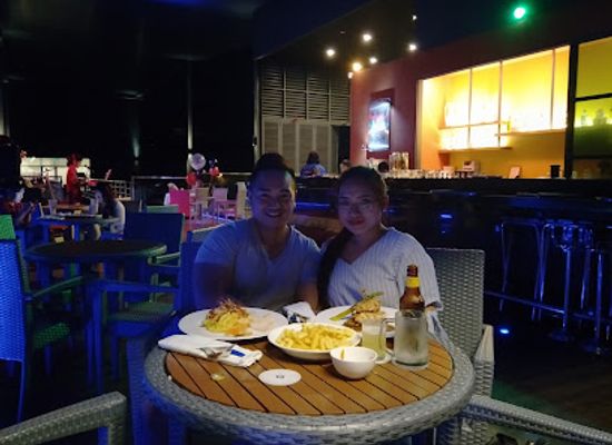 malaysia/sabah/bar/sky-blu-bar
