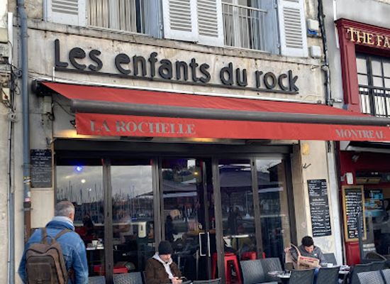 france/la-rochelle/grosse-horloge/bar/le-zinc