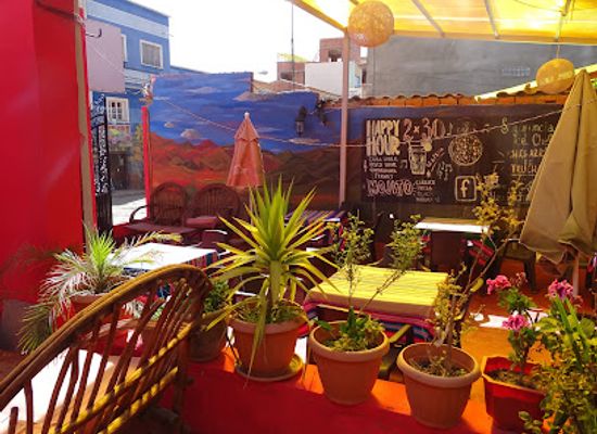 bolivia/lake-titicaca/bar/alax-pacha