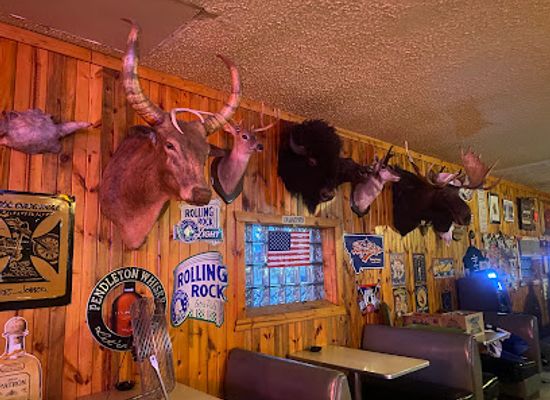 wyoming/weston-county/bar/captain-rons-rodeo-bar