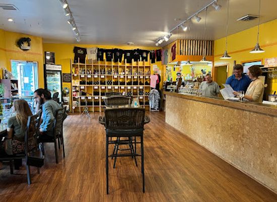 colorado/rocky-mountain-national-park/bar/snowy-peaks-winery