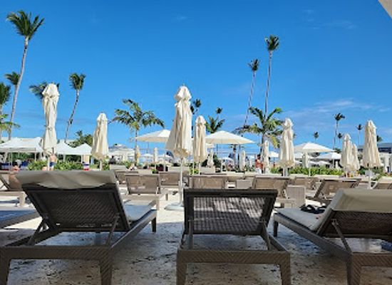 dominican-republic/bavaro/bar/chill