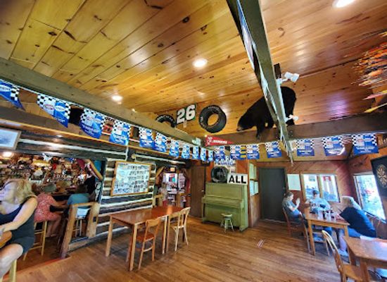 new-york/watkins-glen/bar/seneca-lodge-craft-brewing