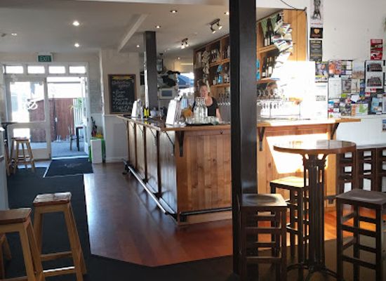 new-zealand/tasman/bar/sprig-fern-motueka
