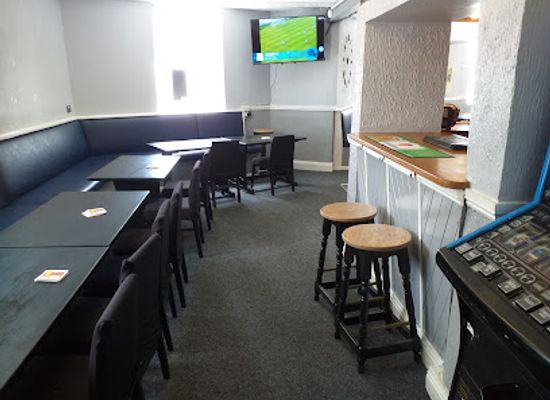 united-kingdom/pembrokeshire-coast-national-park/bar/stonemasons-arms