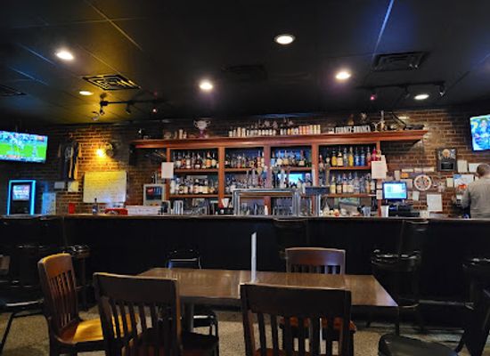 indiana/evansville/bar/peephole-bar-grill