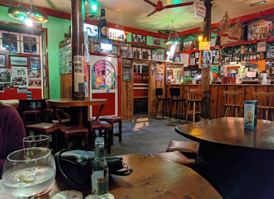 ireland/dingle-peninsula/bar/o-flaherty-s-bar